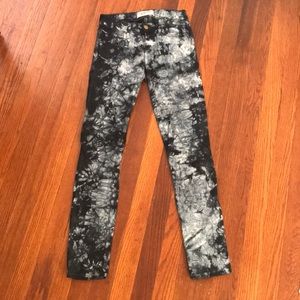 Elizabeth and James Textile batik skinny jeans